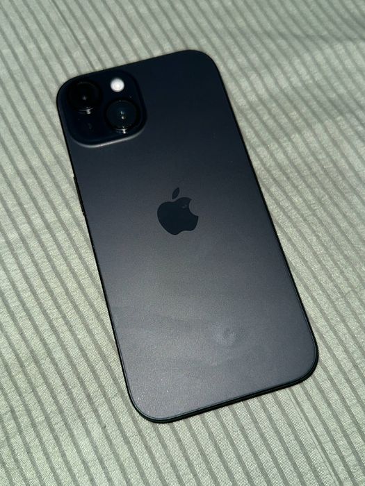 Продам новый 15 айфон