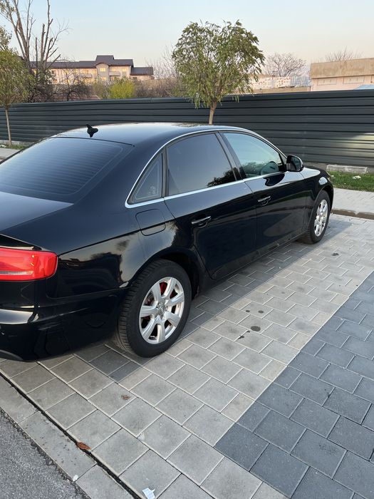 Vand Audi A4 B8 anul 2009