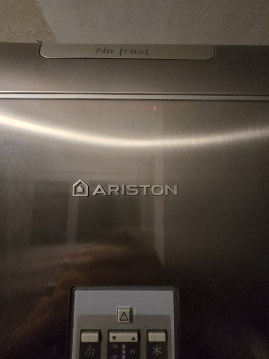 Frigider ariston