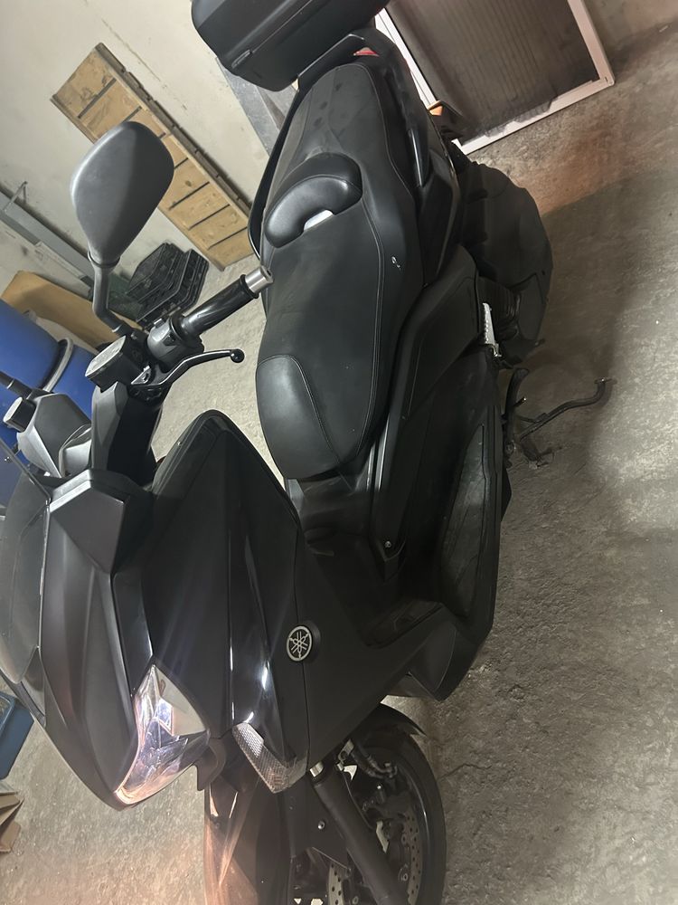 Yamaha X-max 400cc
