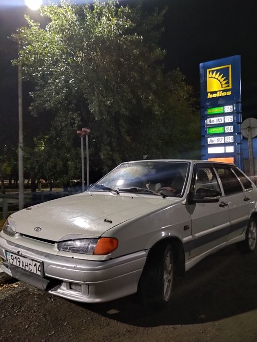 Автомобиль ваз 2114