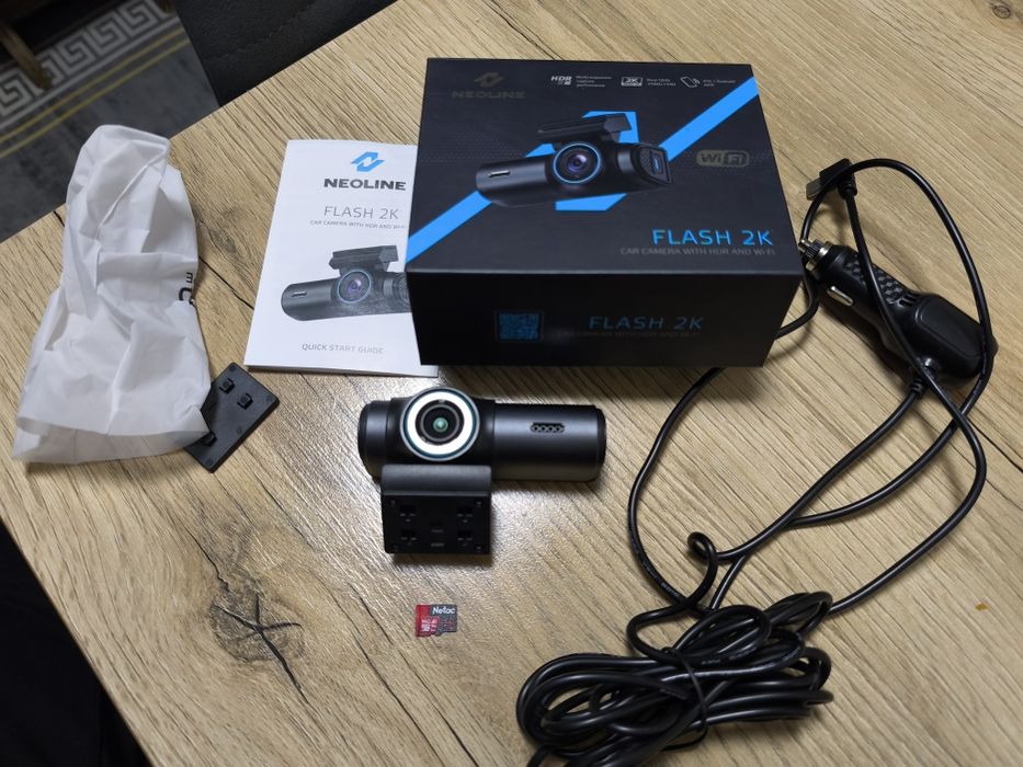Видеорегистратор Neoline Flash 2K Wi-Fi