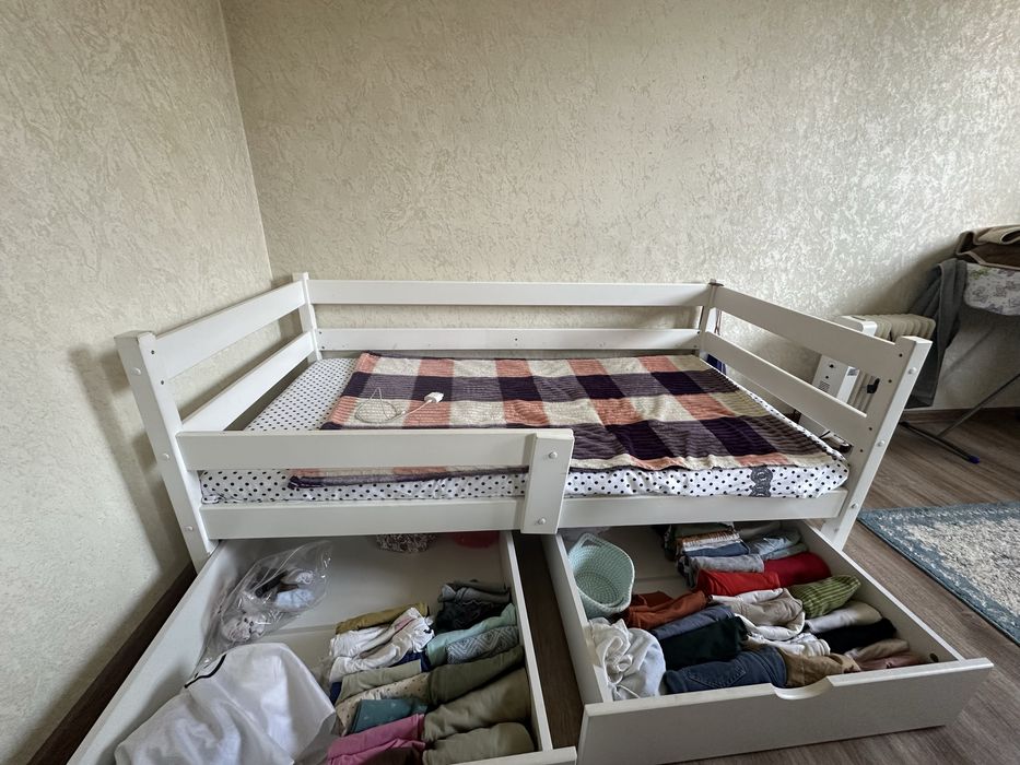 Продается кровать детская