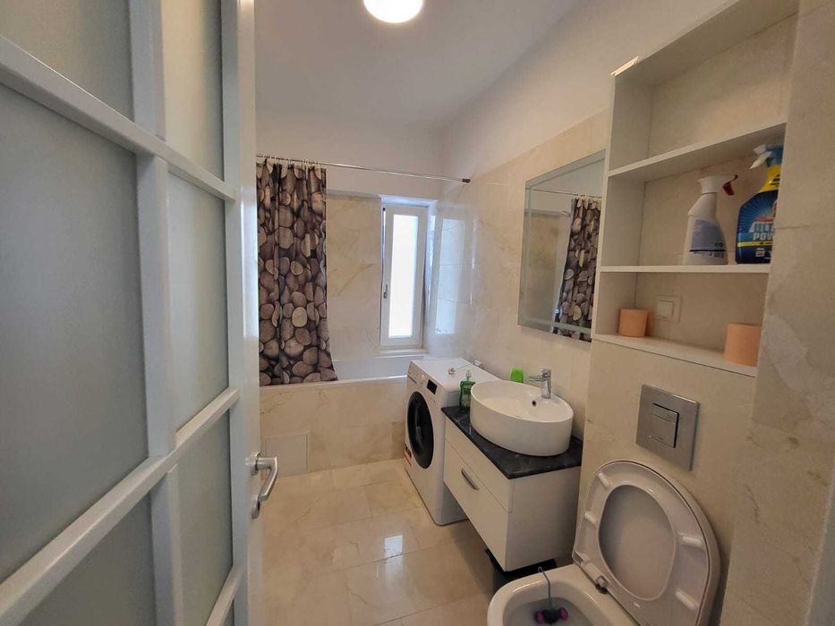 2 camere de inchiriat COpou Royal Town