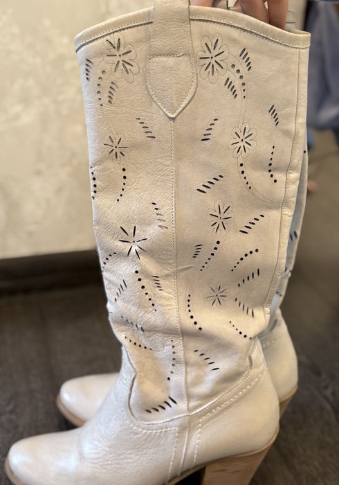 Елегантни кожени ботуши