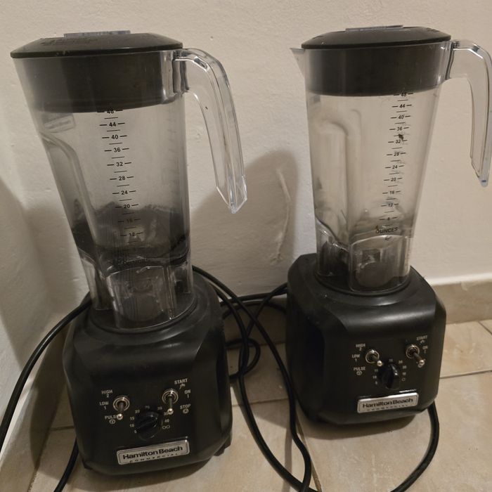 Doua blendere profesionale Hamilton Beach Tango HBH450  600 lei ambele