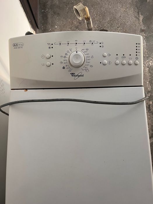 Продавам пералня Whirlpool