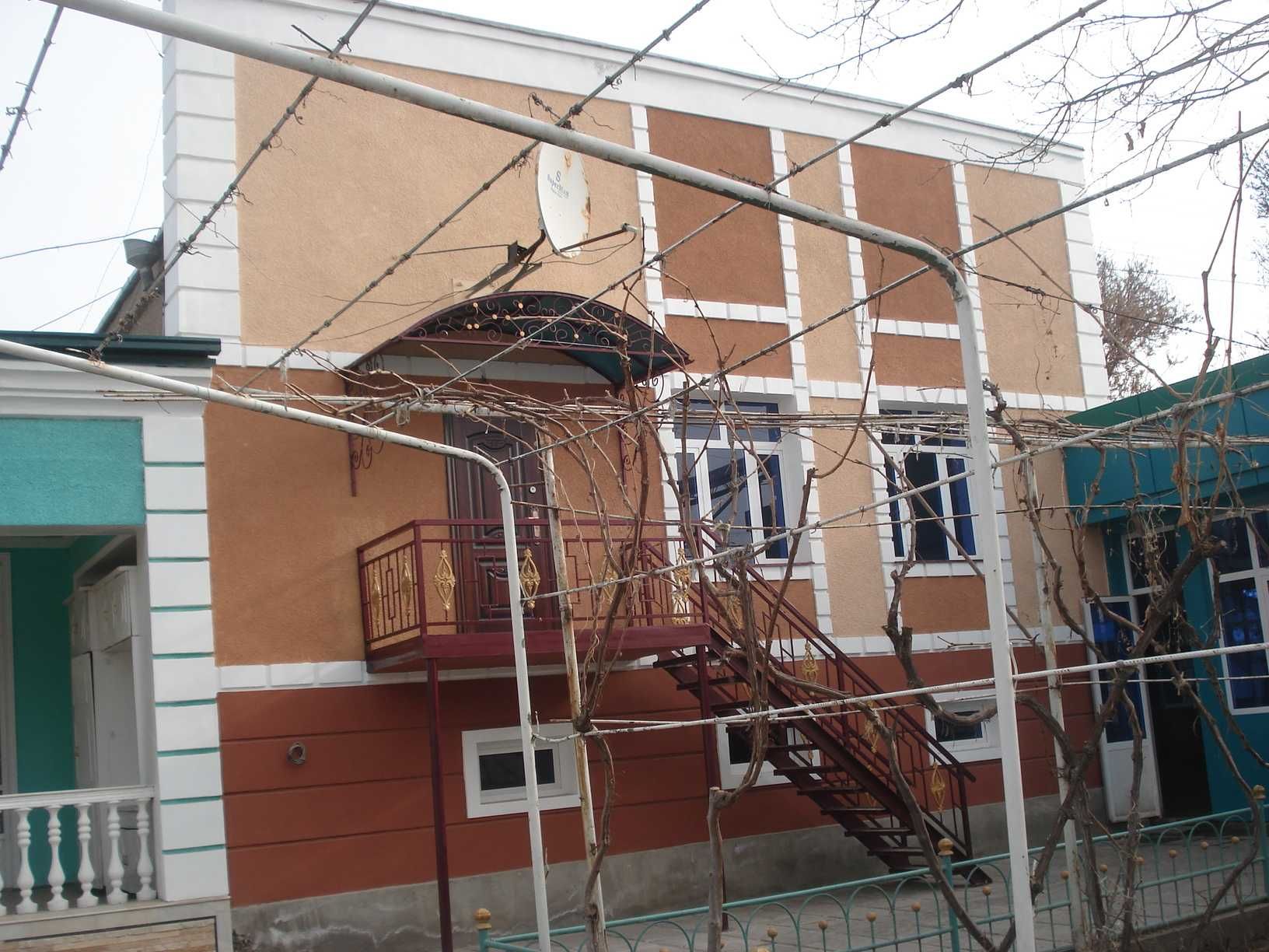 Продается или сдается на долгосрочное время в аренду здание с удобст.