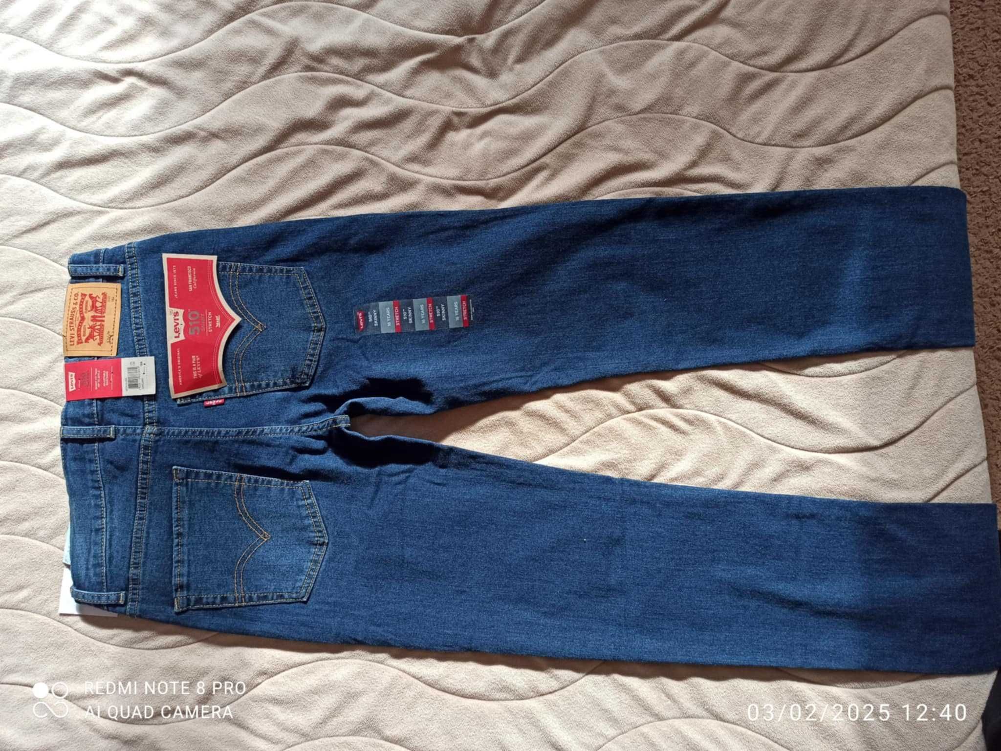 Дънки Levis нови