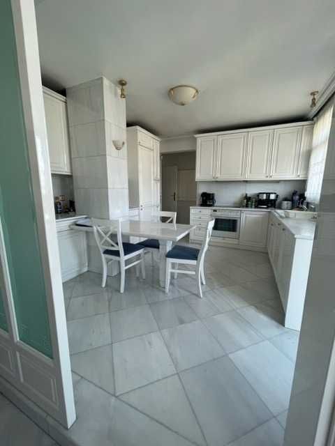 Дава се под наем Тристаен апартамент в София, Кръстова вада - 100 кв.м за 325 € - Снимка #2