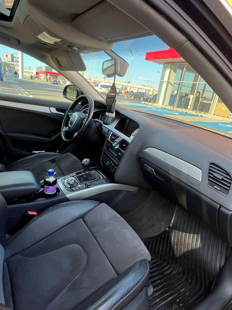De vânzare – Audi A4 B8 2.0 TFSI 211 CP quattro S line – 2009