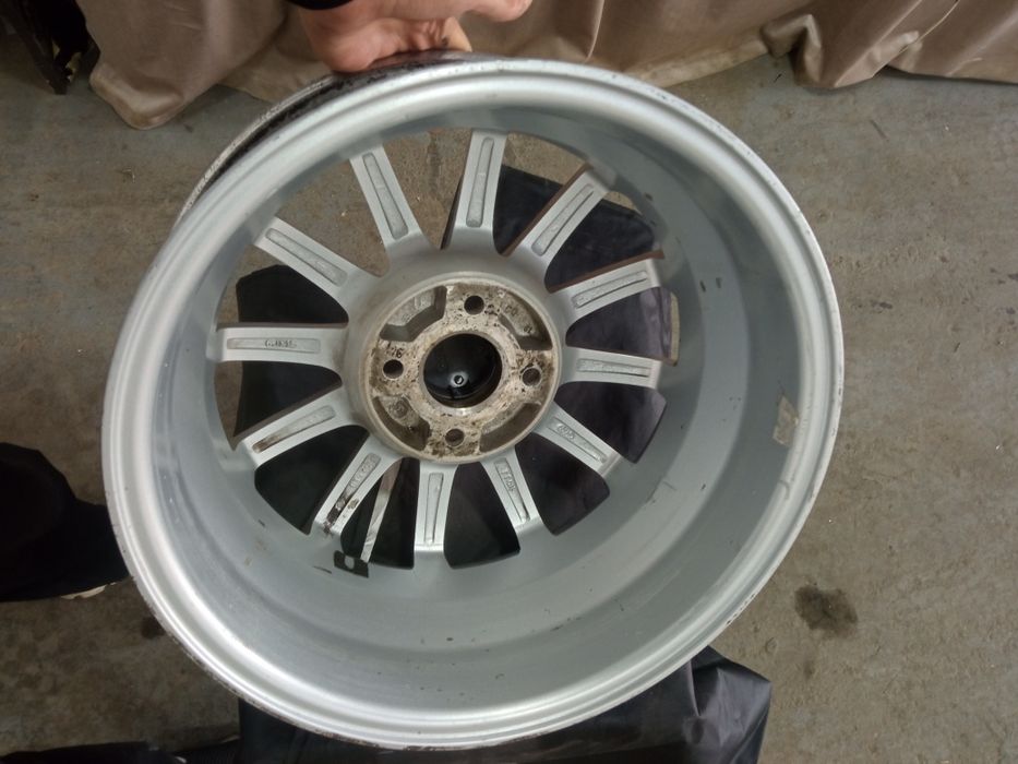 Optra diska sotiladi R15 b/u