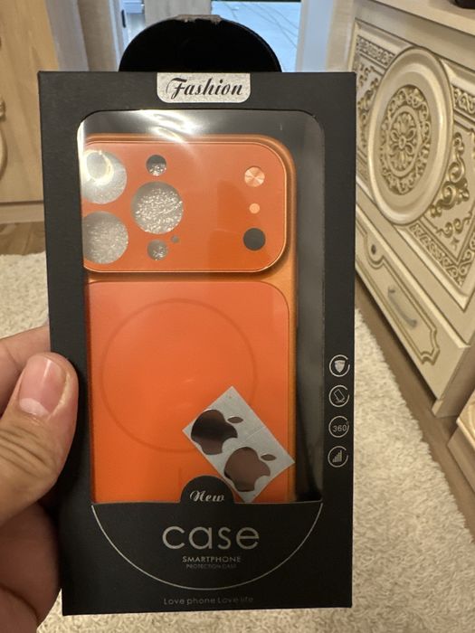 Продам чехол айфон 14 промакс новый