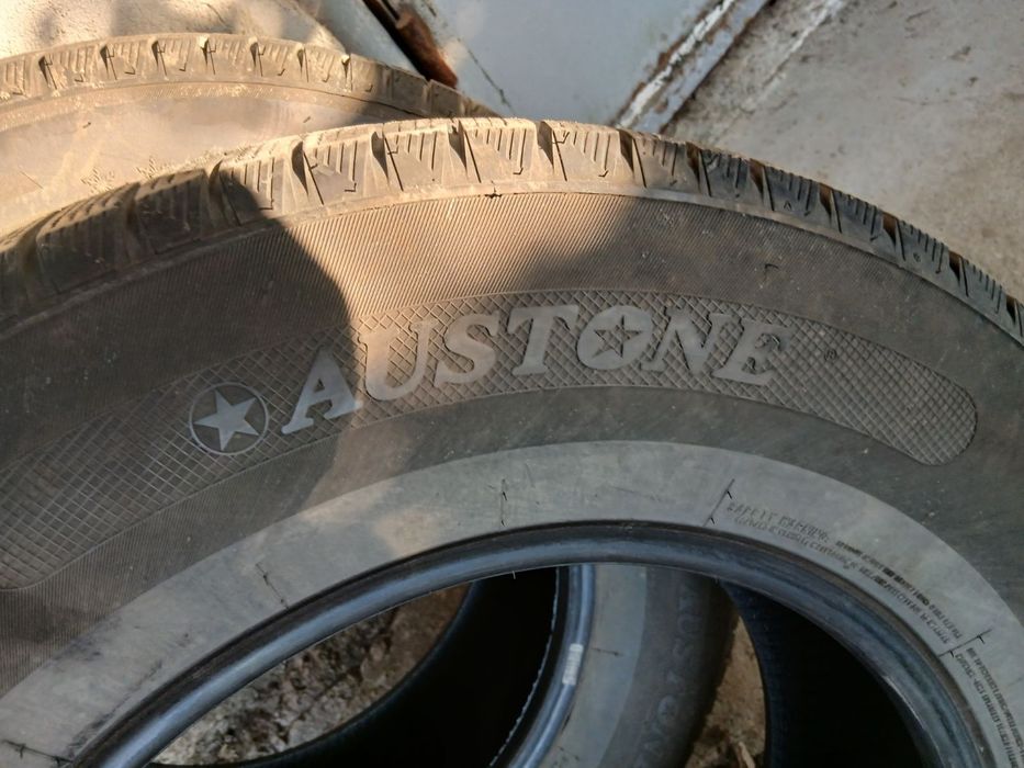 Продавам зимни гуми 235/70 r16