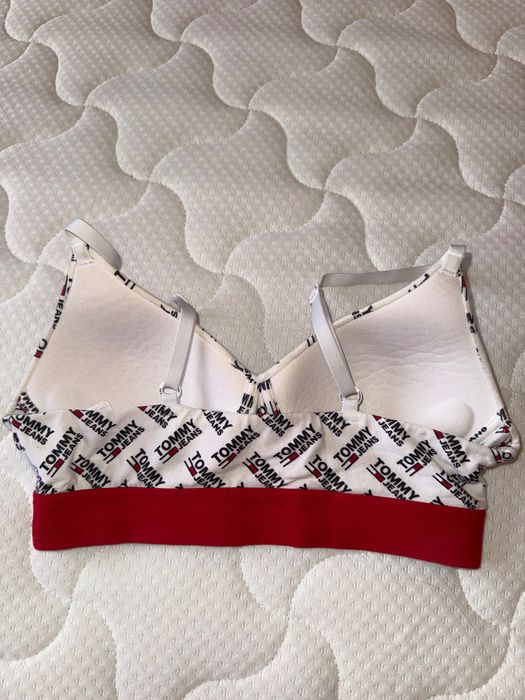 Дамско спортно бюстие/сутиен Tommy