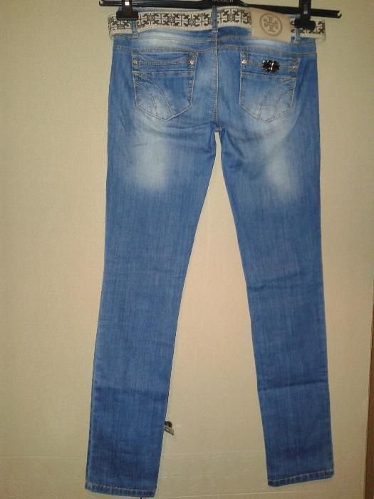 Продам джинсы из Турции фирма Tory Burch размер 29