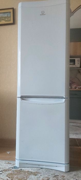 Холодильник СРОЧНО