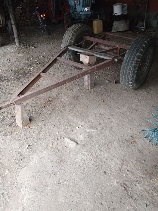 Ax remorca cu proțap