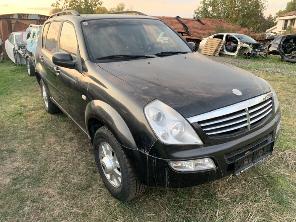 НА ЧАСТИ! Ssang Yong Rexton 2.7 XDi Автоматик 163 кс. Теглич