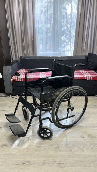 инвалидная коляска