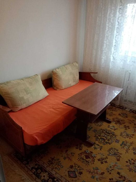 Apartament decomandat 4 camere, 1 mai, Sara