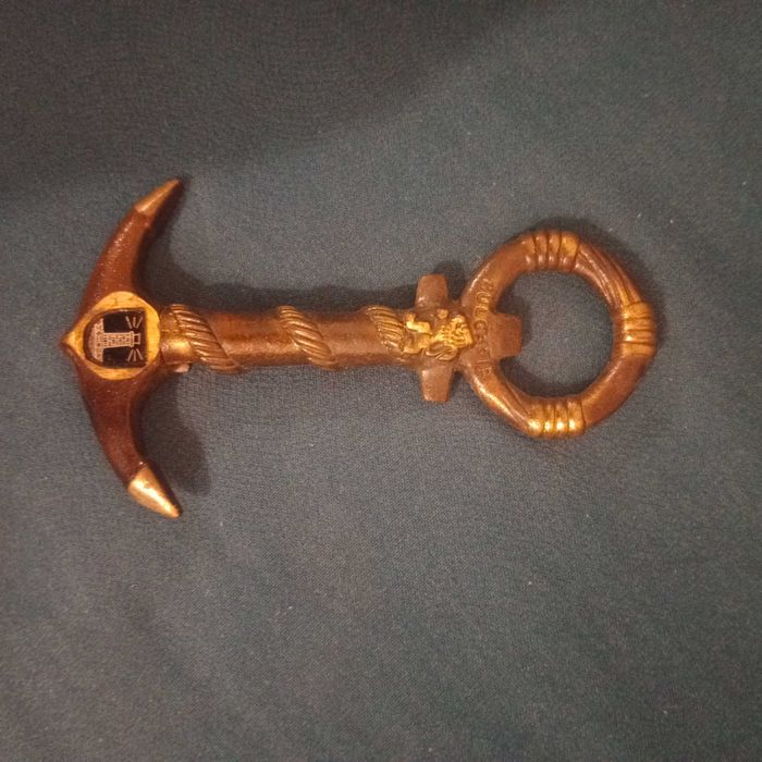 Стари медали ордени и д-р.