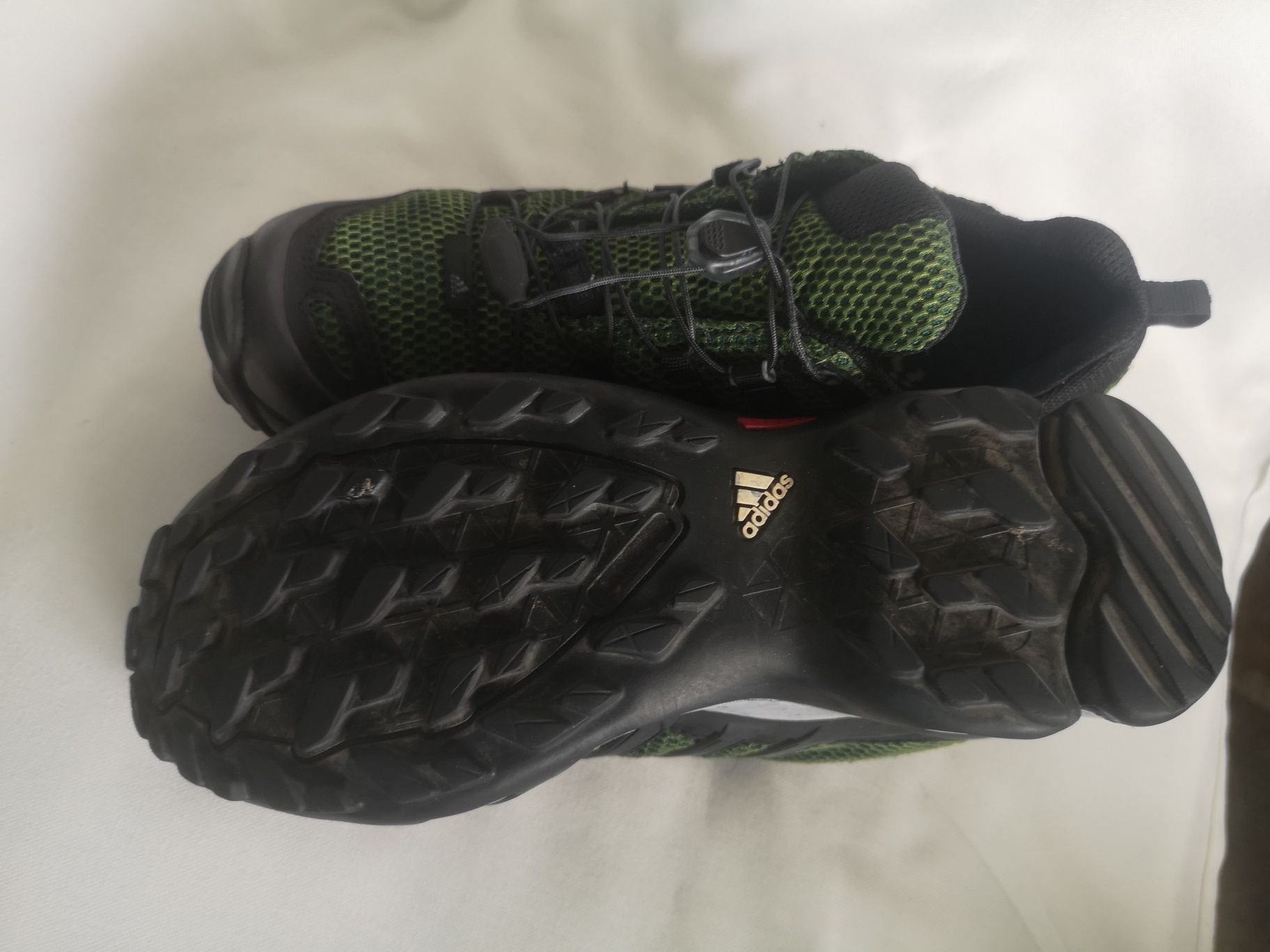 Adidas, оригинални маратонки, номер 39