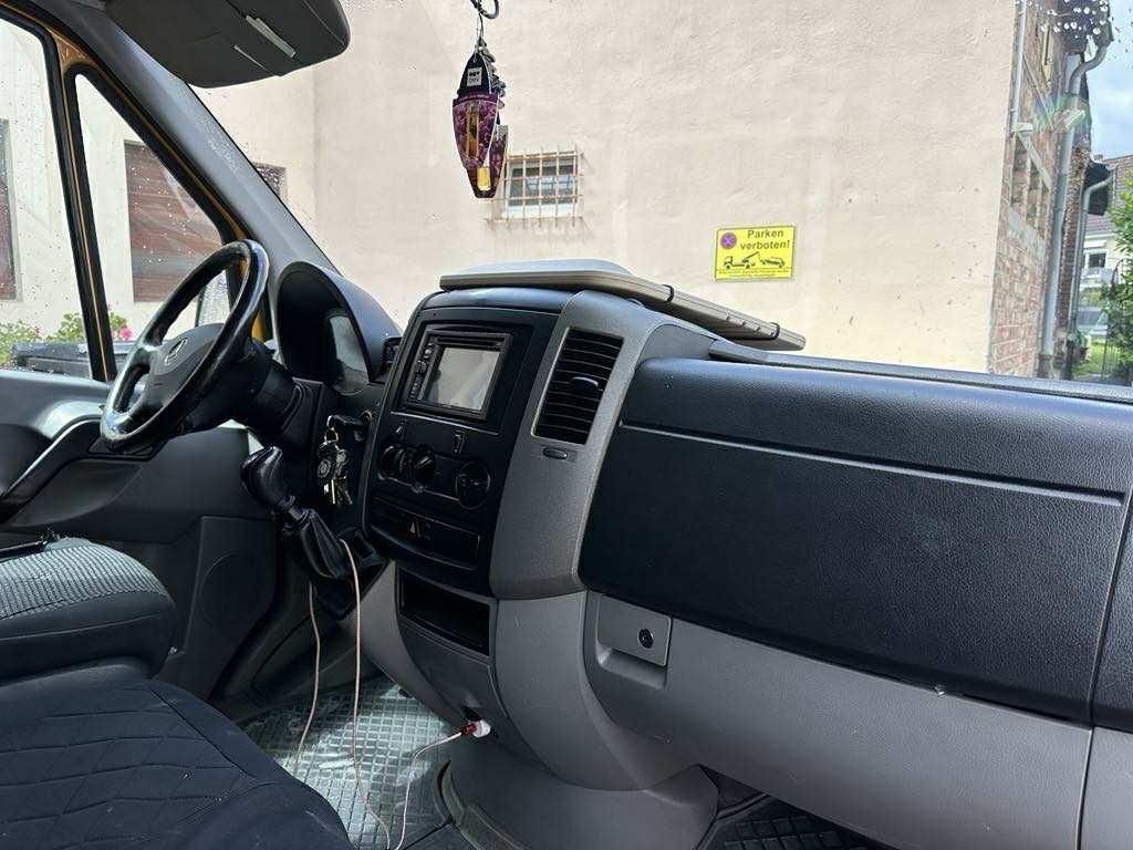 Mercedes sprinter 318