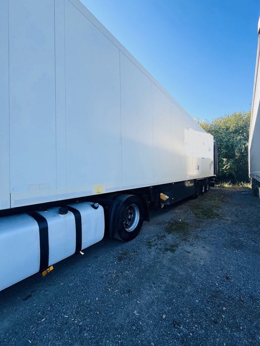 Renault Magnum 460DXI si 2 semiremorci frigorifice