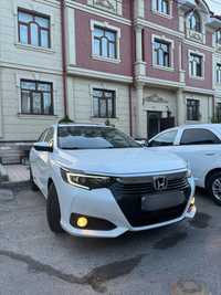 Honda Crider Lyukli