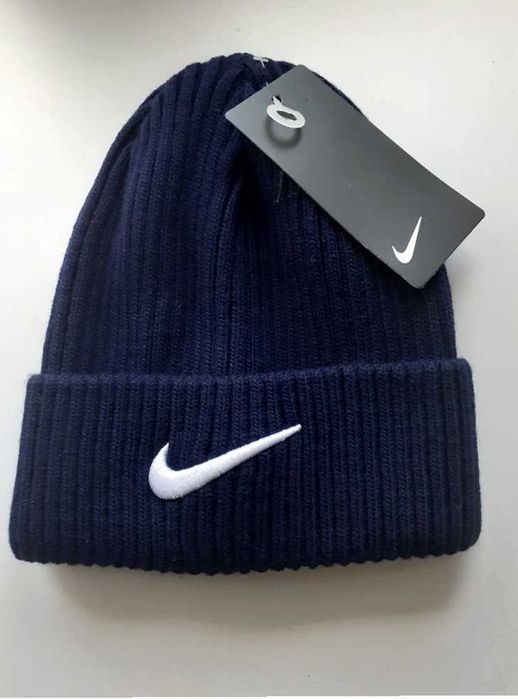 Caciula bleumarin Nike, 30% lana si 70% acrilic