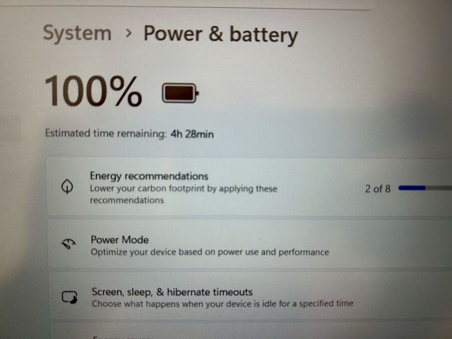 Laptop Asus Procesor i5 la cutie ,ca nou !
