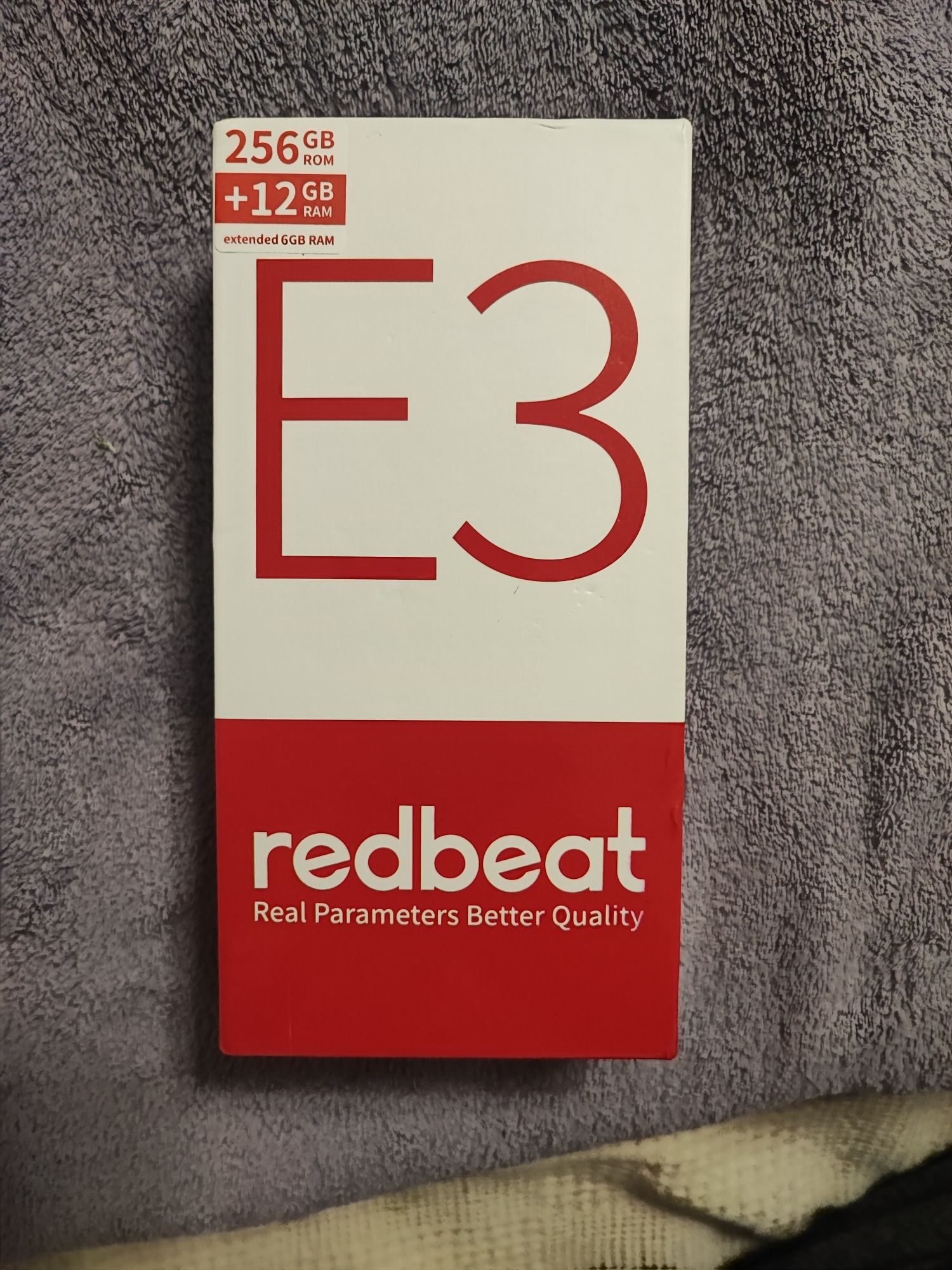 Смартфон Redbeat E3 256GB + смарт часовник/гривна