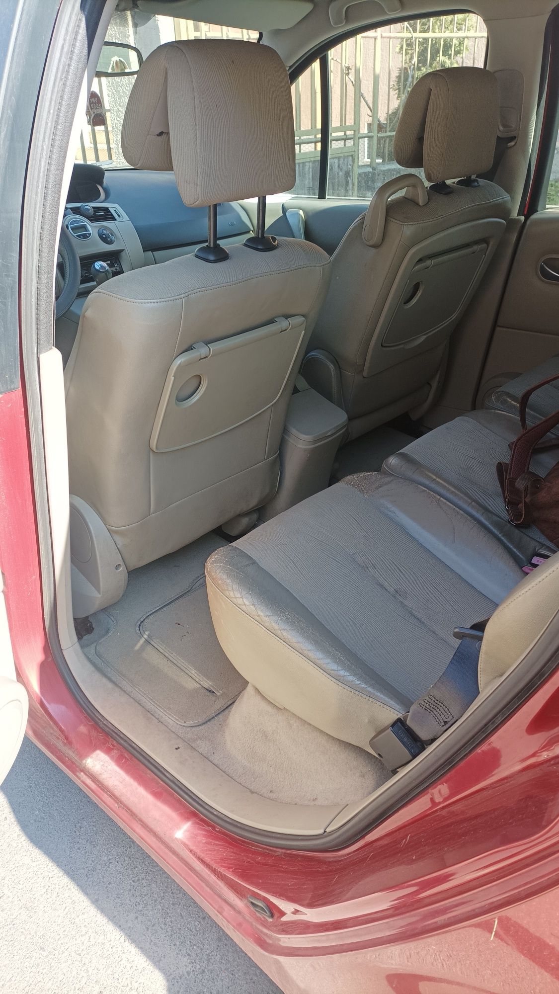 Renault Scenic II, phase II.  1.9 dci