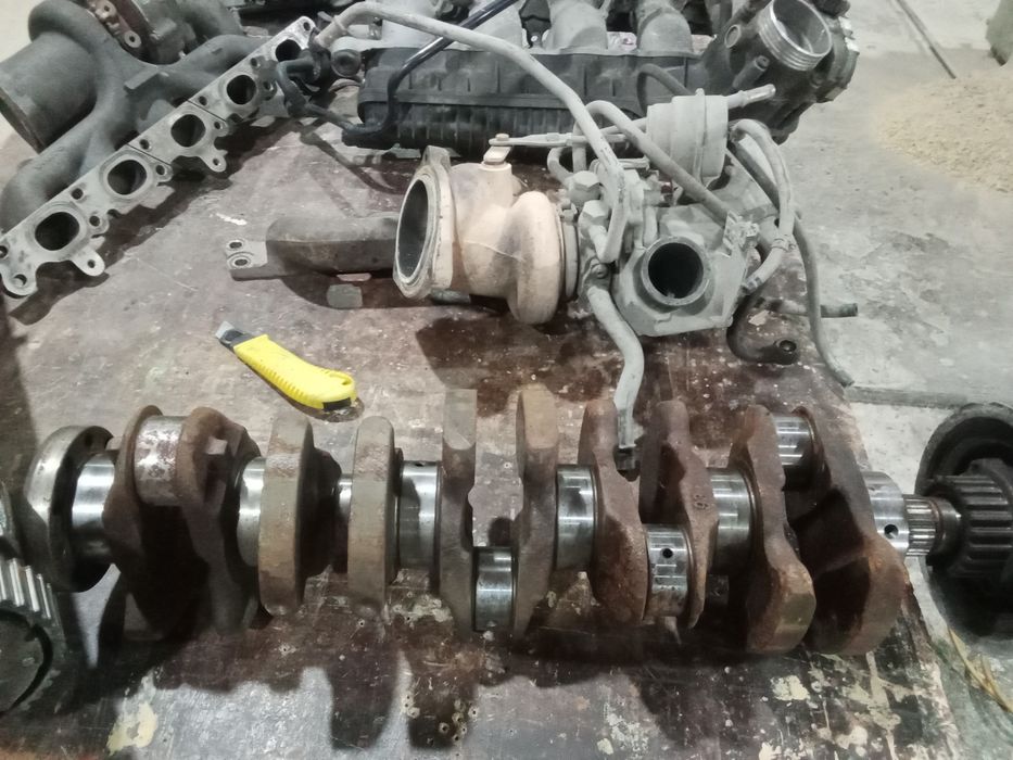 Голова в сборе .коленвал .Вольво .