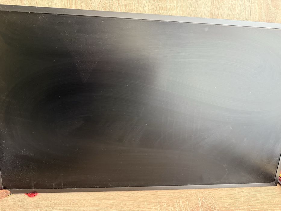 Продавам телевизор Samsung QE32LS03BBUXXH