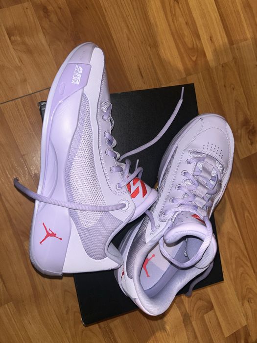 Adidasi Baschet Nike Jordan Luka 77 Marimea 46 Noi