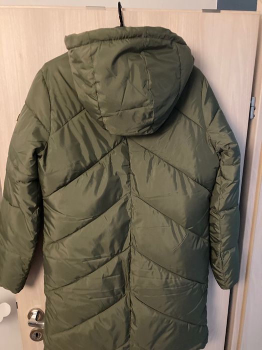 Ново зимно яке Roxy без етикет