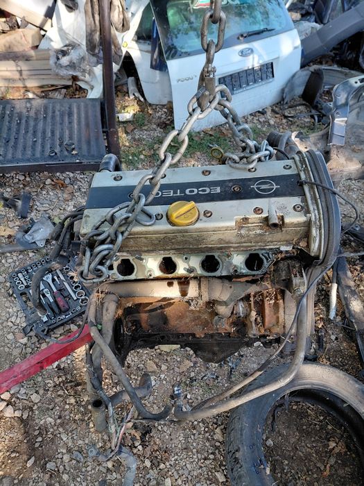 Двигател за Opel Vectra B 2.0 i 16 v