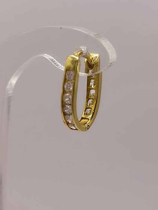 Златни обеци 18к 2.56гр.