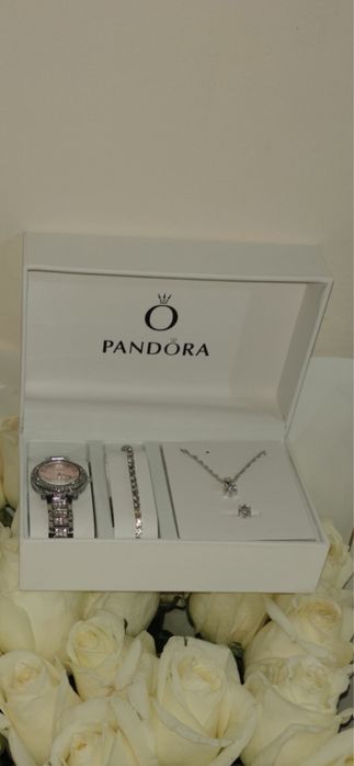Пандора новый все есть серьги тоже