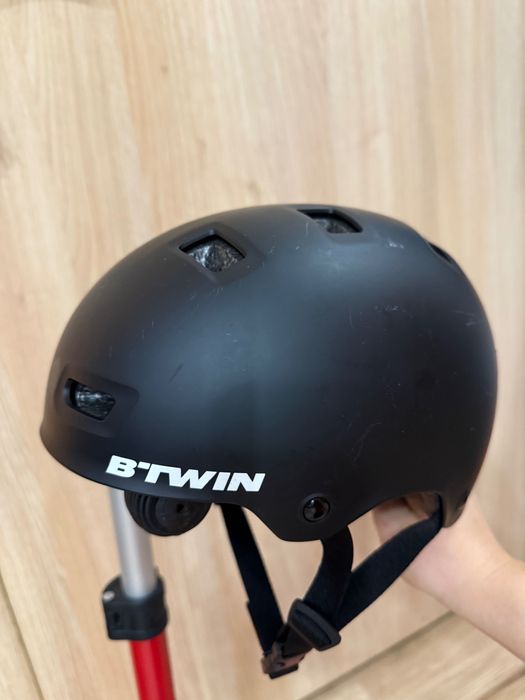 Баланс колело Lionelo, Тротинетка Ferrari + Каска BTWIN