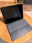 Tableta One PLus 3 noua in cutie cu tastatura si stylo