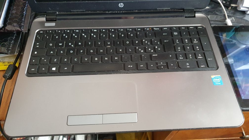 Vand Laptop HP 250 G3