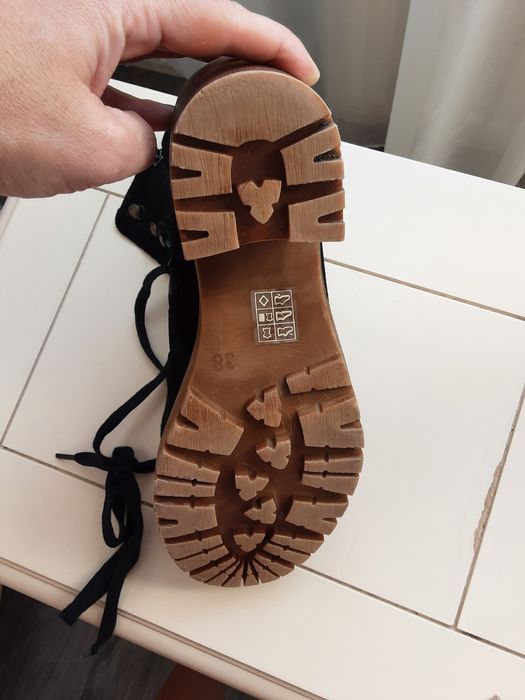Ghete Quazi din piele interior exterior - marime 38