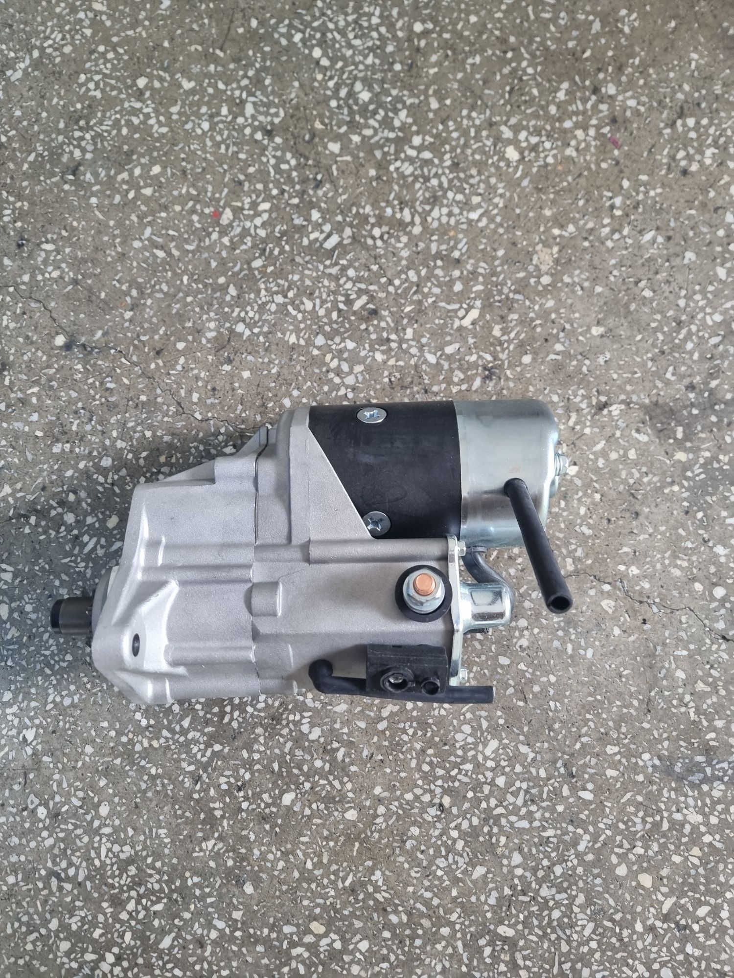 Electromotor nou  CASE cu motor de Iveco