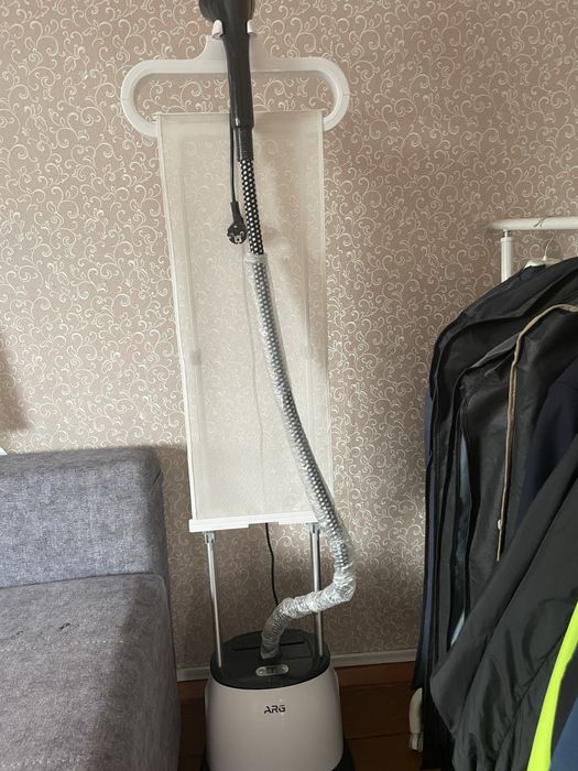 Продам отпариватель вертикальный АRG в отличном состоянии