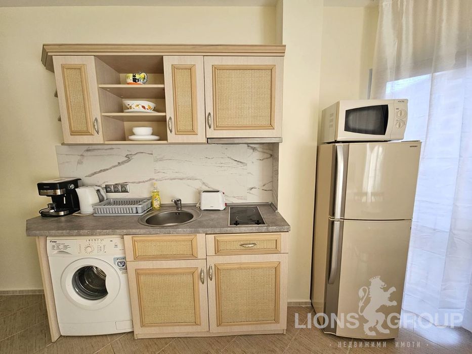 Продава се Тристаен апартамент в к.к. Златни пясъци - 100 кв.м за 1490 €/кв.м - Снимка #1