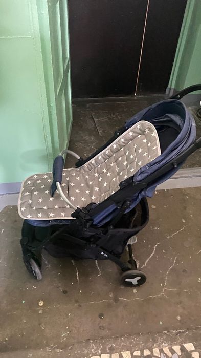 Продам коляску прогулочную