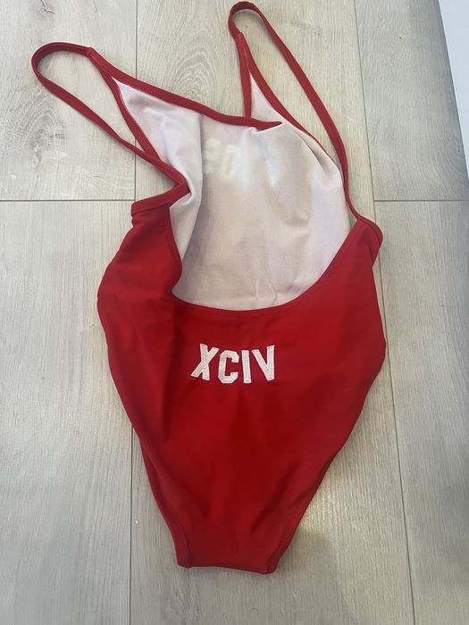 GCDS цял бански